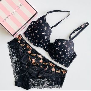 32DD MEDIUM Victoria’s Secret black floral bra set